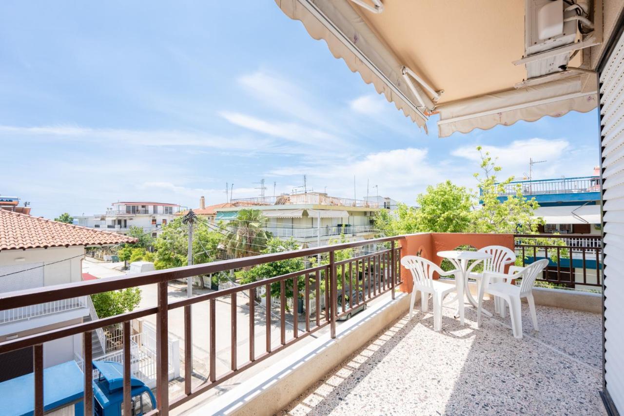 Milonas House Apartments Dioniszíu-part Kültér fotó