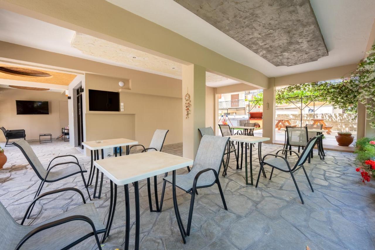 Milonas House Apartments Dioniszíu-part Kültér fotó