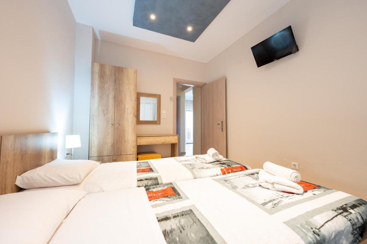 Milonas House Apartments Dioniszíu-part Kültér fotó