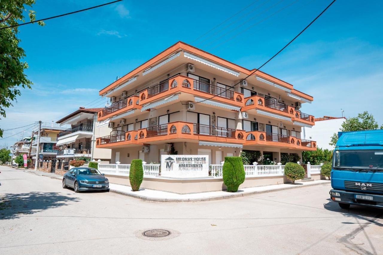 Milonas House Apartments Dioniszíu-part Kültér fotó