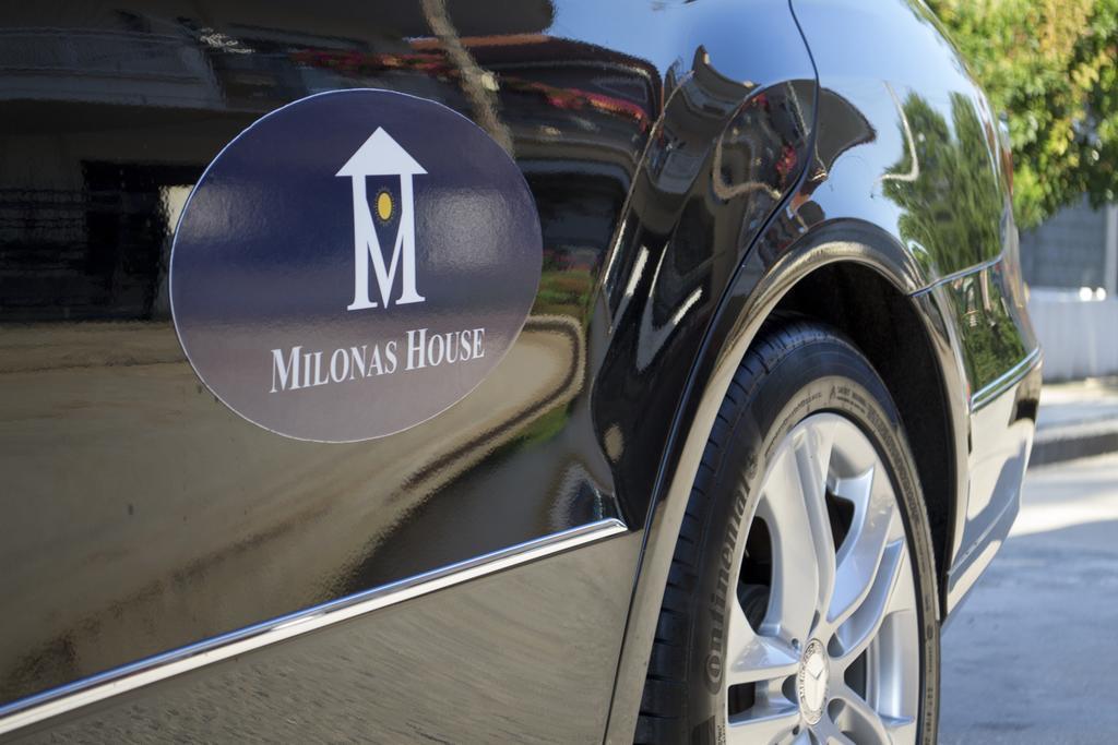 Milonas House Apartments Dioniszíu-part Kültér fotó