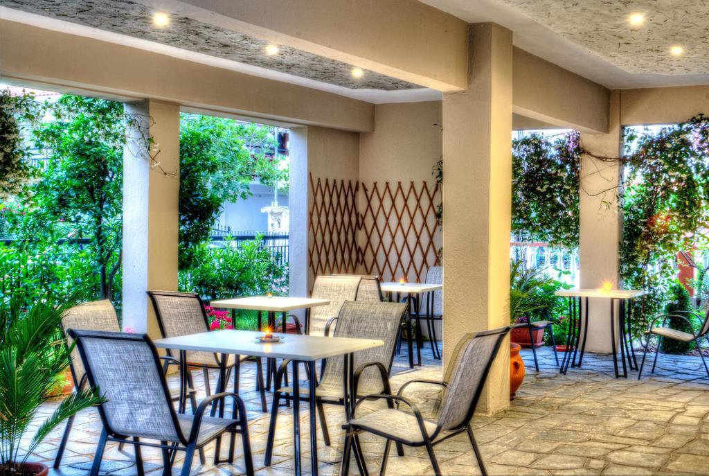 Milonas House Apartments Dioniszíu-part Kültér fotó
